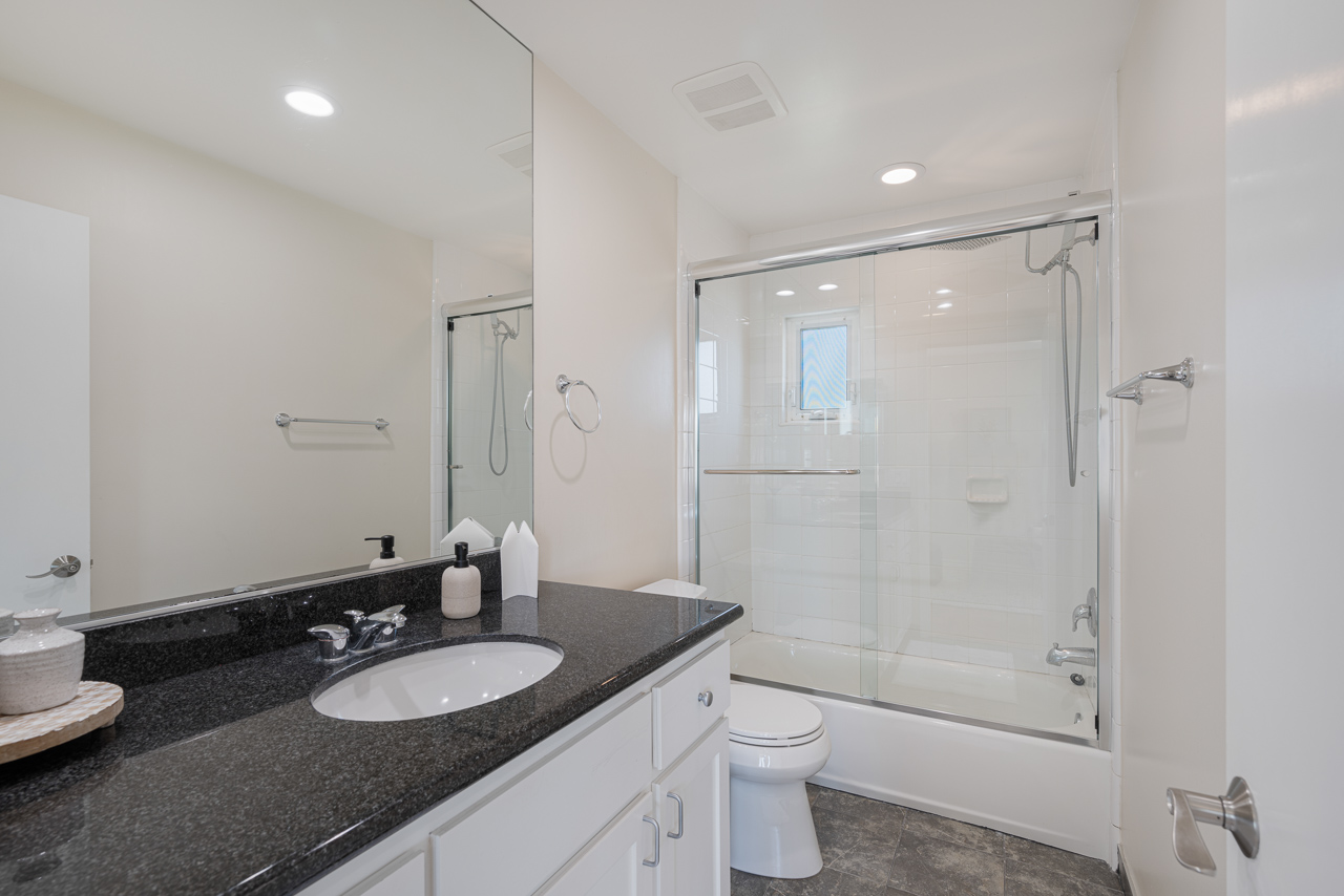 Azure House :: Residential Treatment